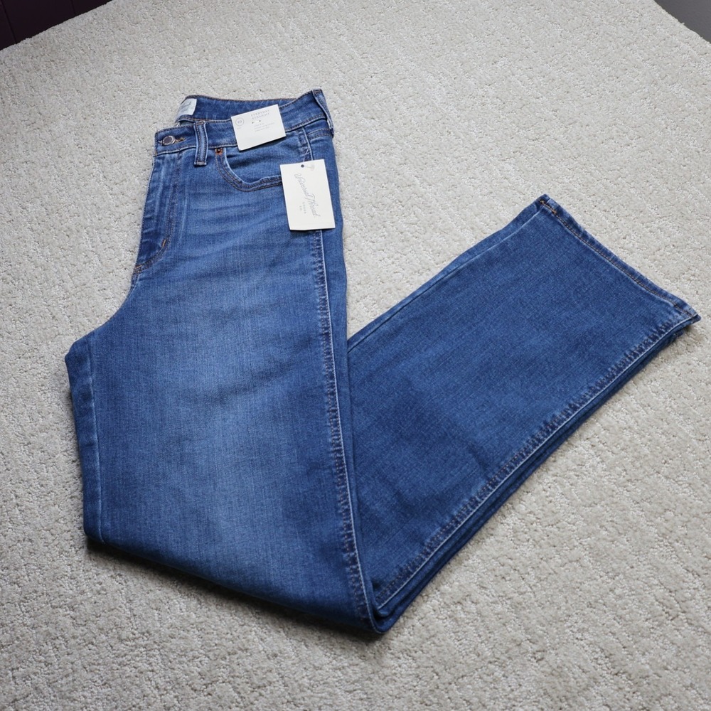 Universal Thread Everyday Straight High Rise Jeans Medium Wash Blue Size 10 Reg